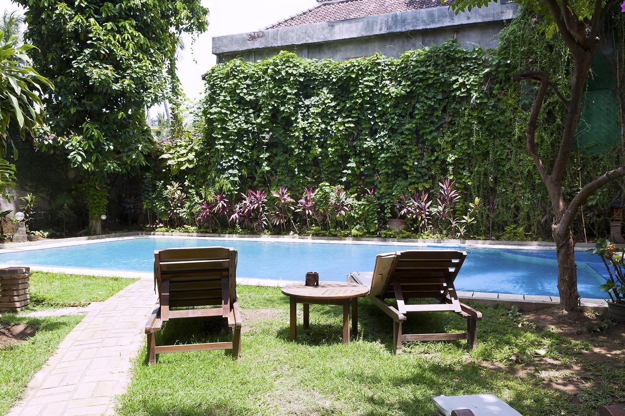 Rumah Kita Lovina  Exterior photo